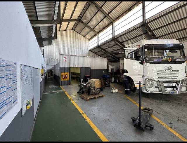 2,200M² WAREHOUSE TO LET IN KRAAIFONTEIN INDUSTRIA